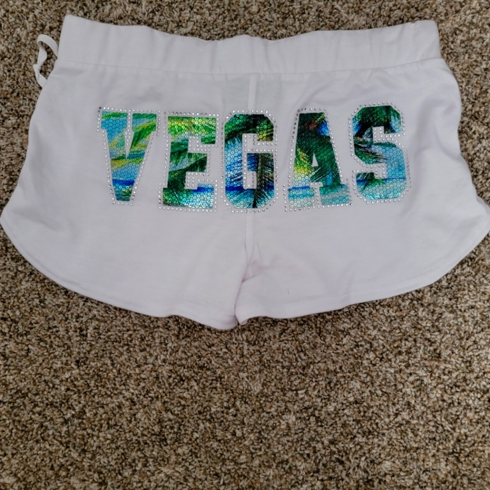 White VEGAS Lace shorts Women's Shorts sz XL Brand new with tags